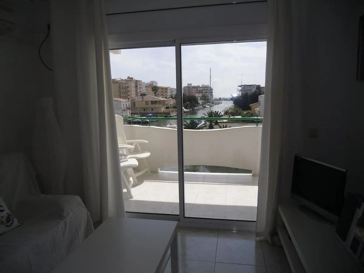 Hôtel Nirvana à Roses 0*,