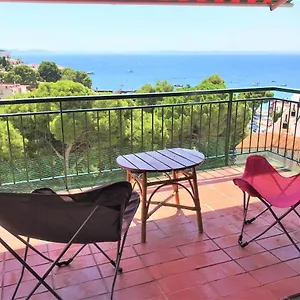 Apartamento En Con Vistas Al Mar A 50 Metros De La Playa Roses